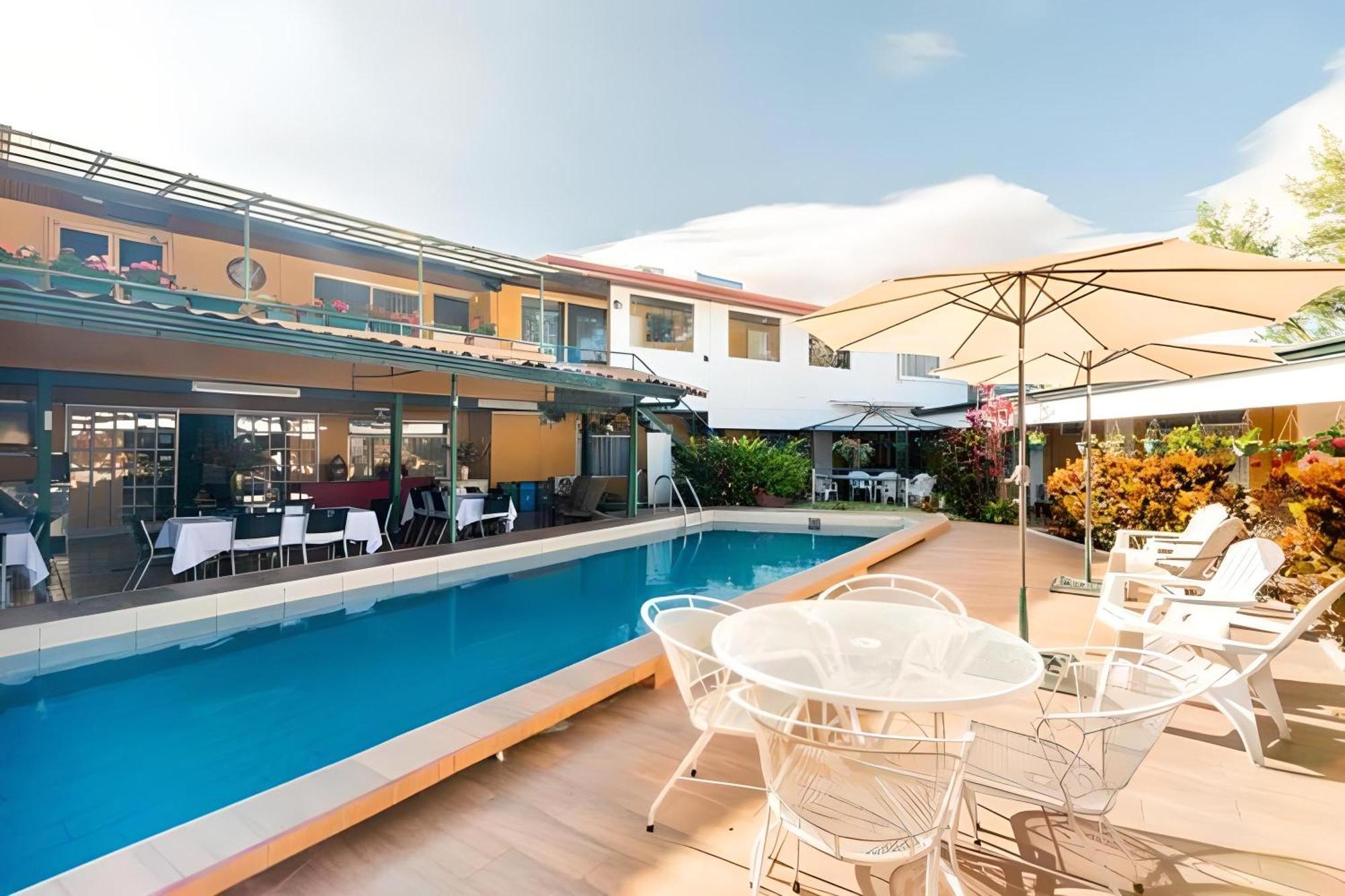 Hotel Puerta Del Sol - San Jose Airport 외부 사진