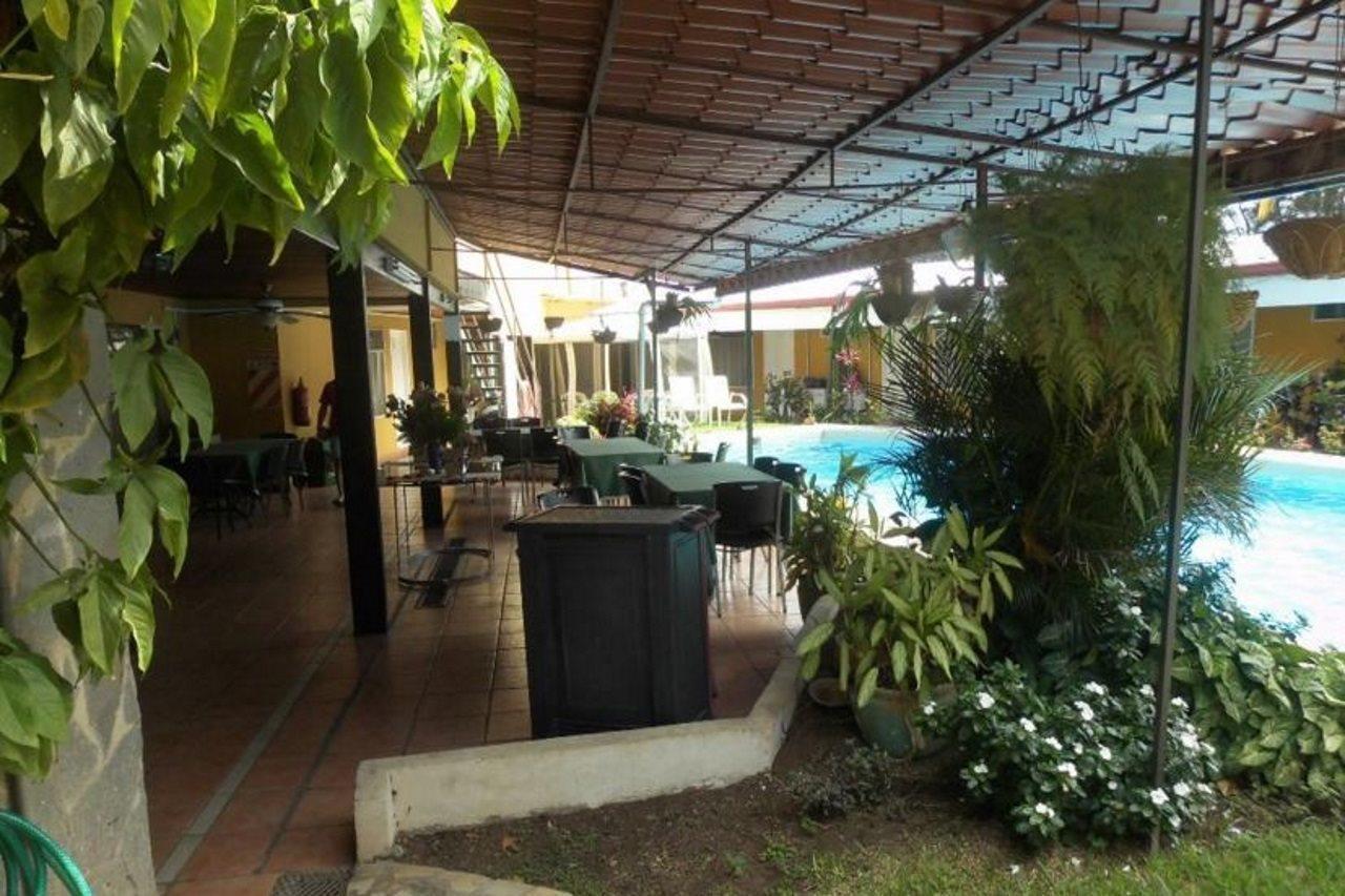 Hotel Puerta Del Sol - San Jose Airport 외부 사진