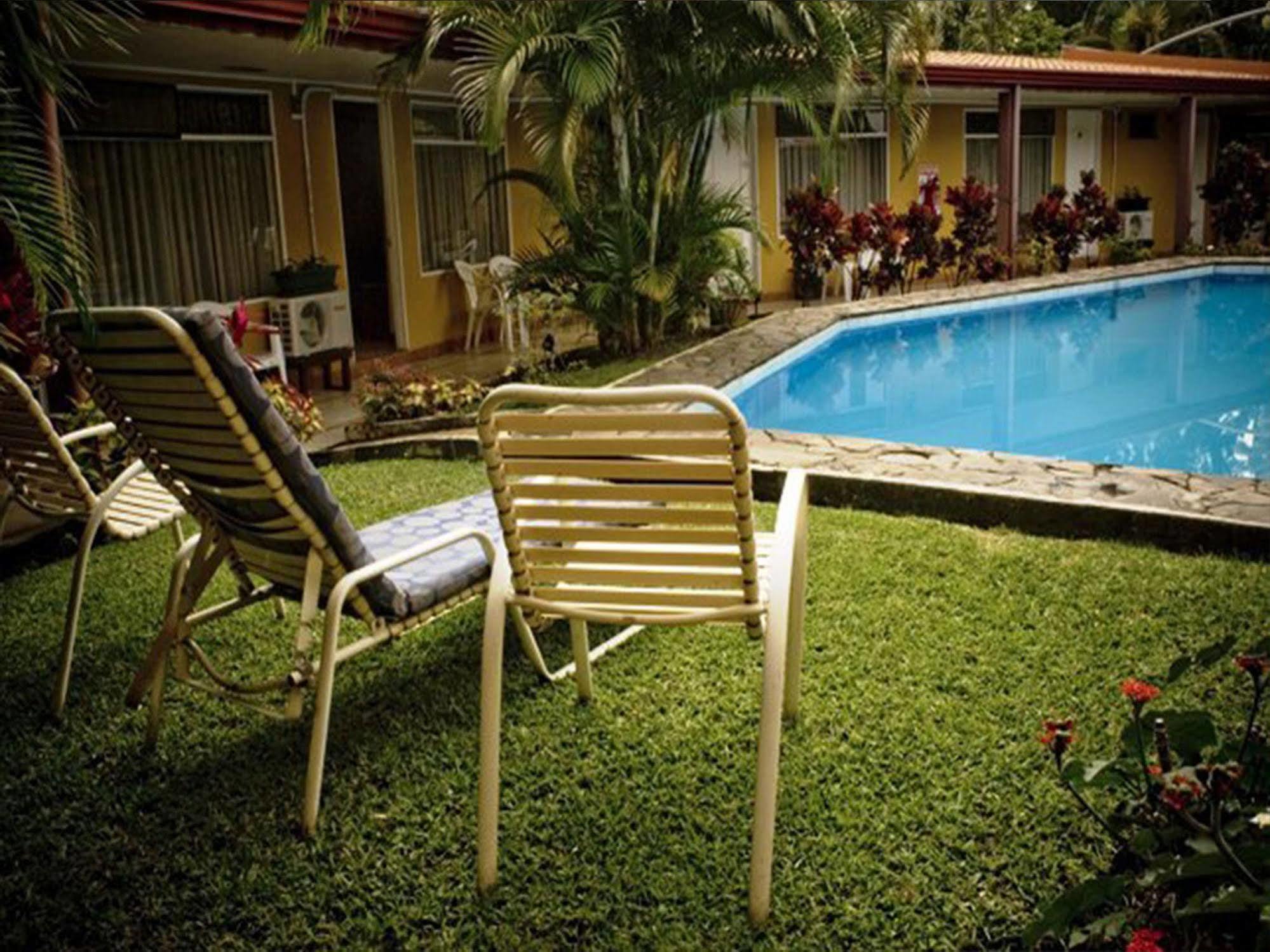 Hotel Puerta Del Sol - San Jose Airport 외부 사진