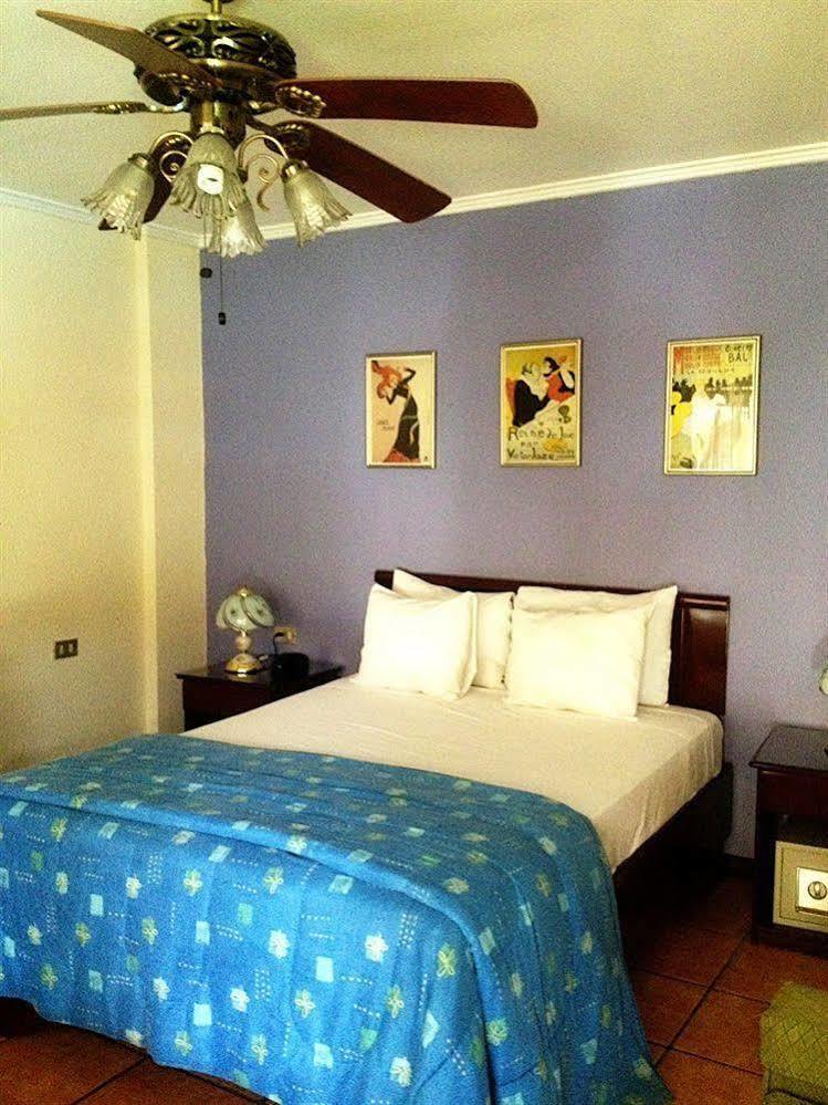 Hotel Puerta Del Sol - San Jose Airport 외부 사진